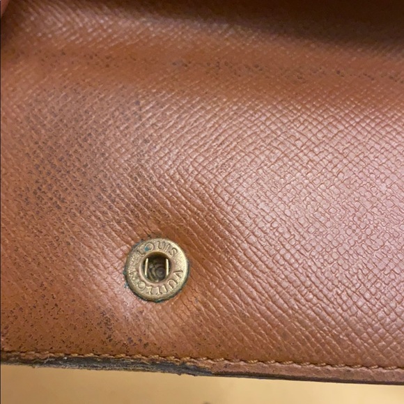 Louis Vuitton Vintage Trifold Wallet - Picture 9 of 9